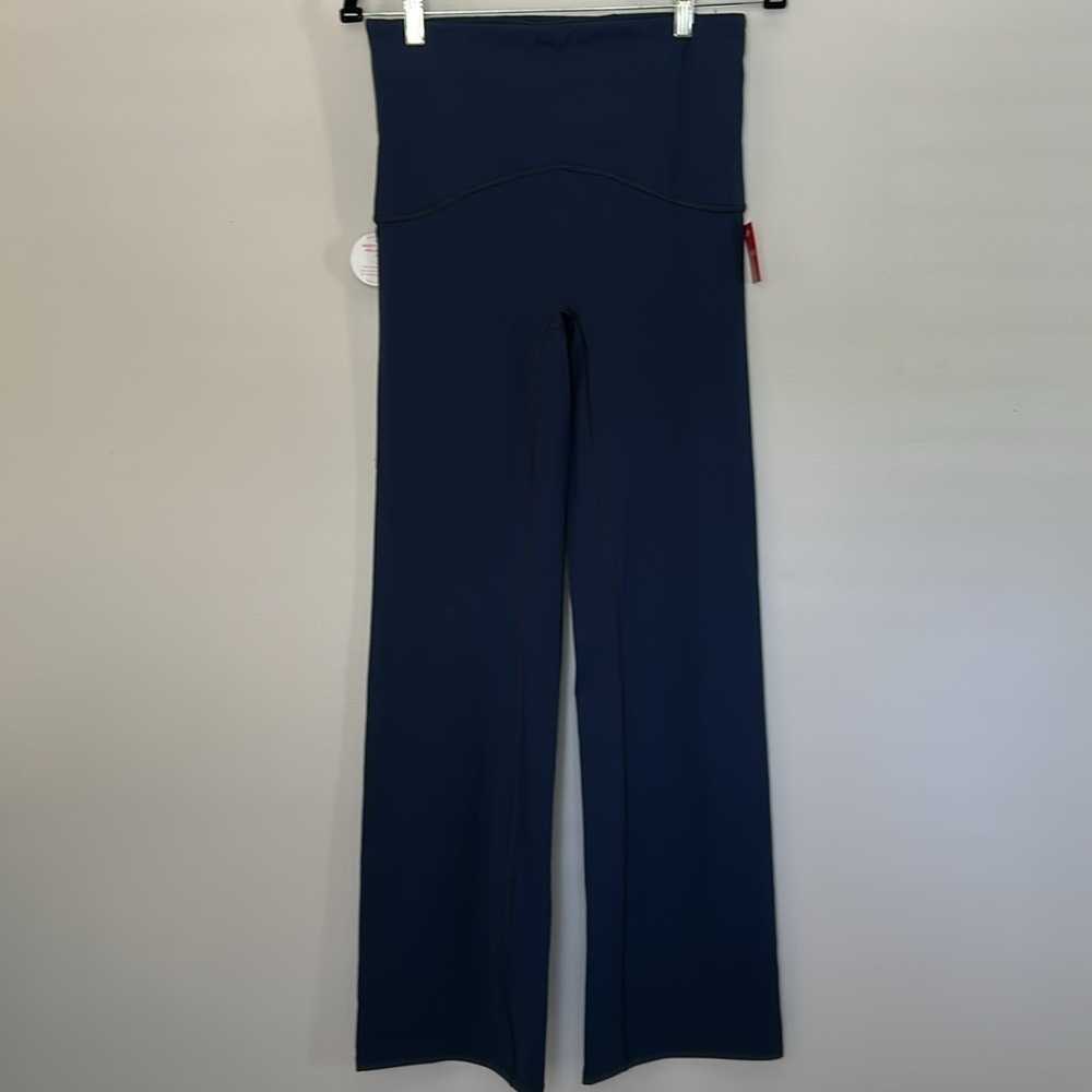 NWT Spanx Booty Boost Skinny Flare Yoga Pants - Picture 3 of 12